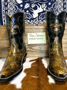 Custom Bespoke Giant American Alligator Cowboy Boots in Men's Size 11D